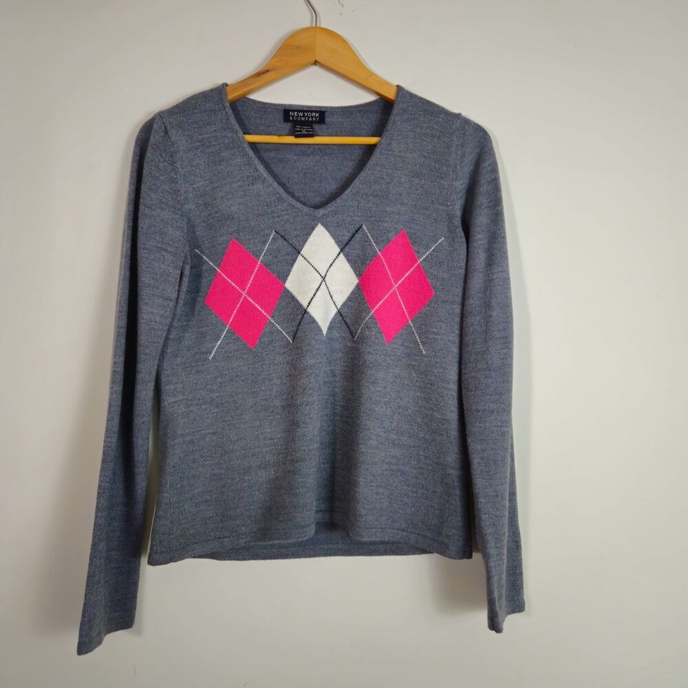 New York & Co Sweater Medium Gray Argyle Vintage Y2K Preppy Academia
